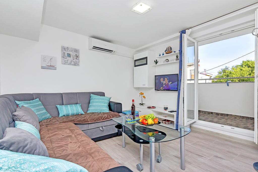 Guesthouse Josko Makarska Exterior foto